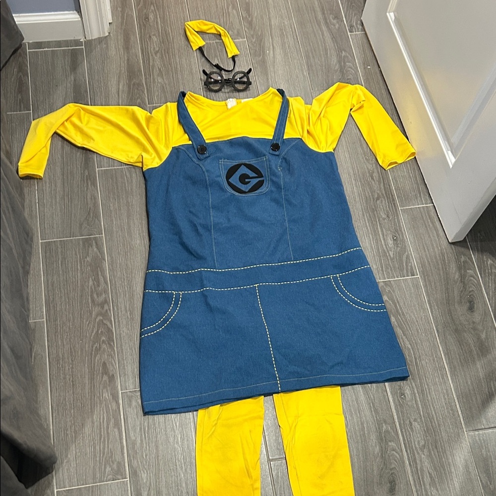 Minion Costume Set